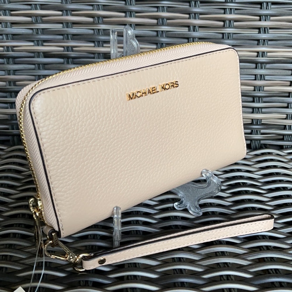 Michael Kors Jet Set Travel Lg Flat Multifunctional Phone Case-Wristlet-Wallet - Picture 14 of 16